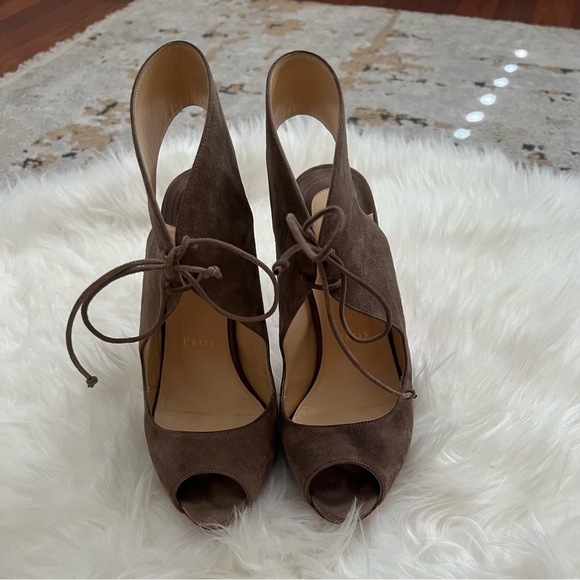 Christian Louboutin Suede Allegra Peep Toe - Picture 5 of 6